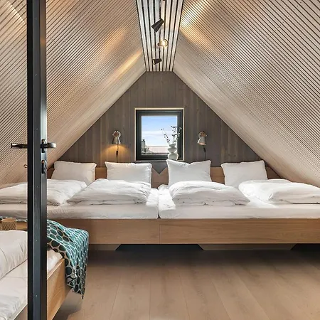 Rorbuleilighet Lysoysundet 1g Apartmán Henningsvaer