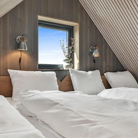 Rorbuleilighet Lysoysundet 1g