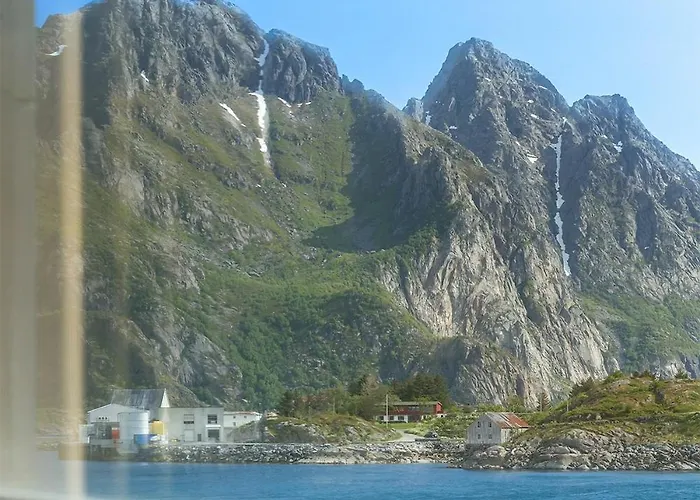 Rorbuleilighet Lysøysundet 1g * Henningsvær