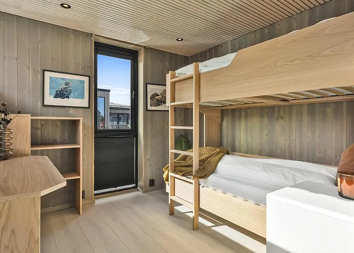 Rorbuleilighet Lysøysundet 1g Leilighet Henningsvær